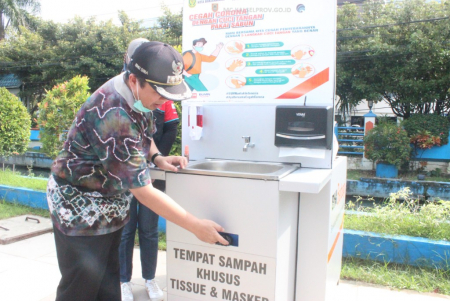 TEMPAT PEMBUANGAN SAMPAH MASKER