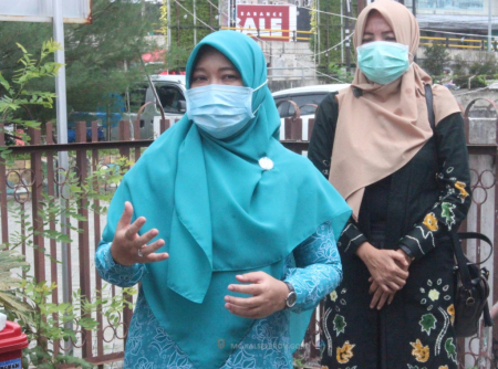 GUNAKAN MASKER DENGAN BAIK