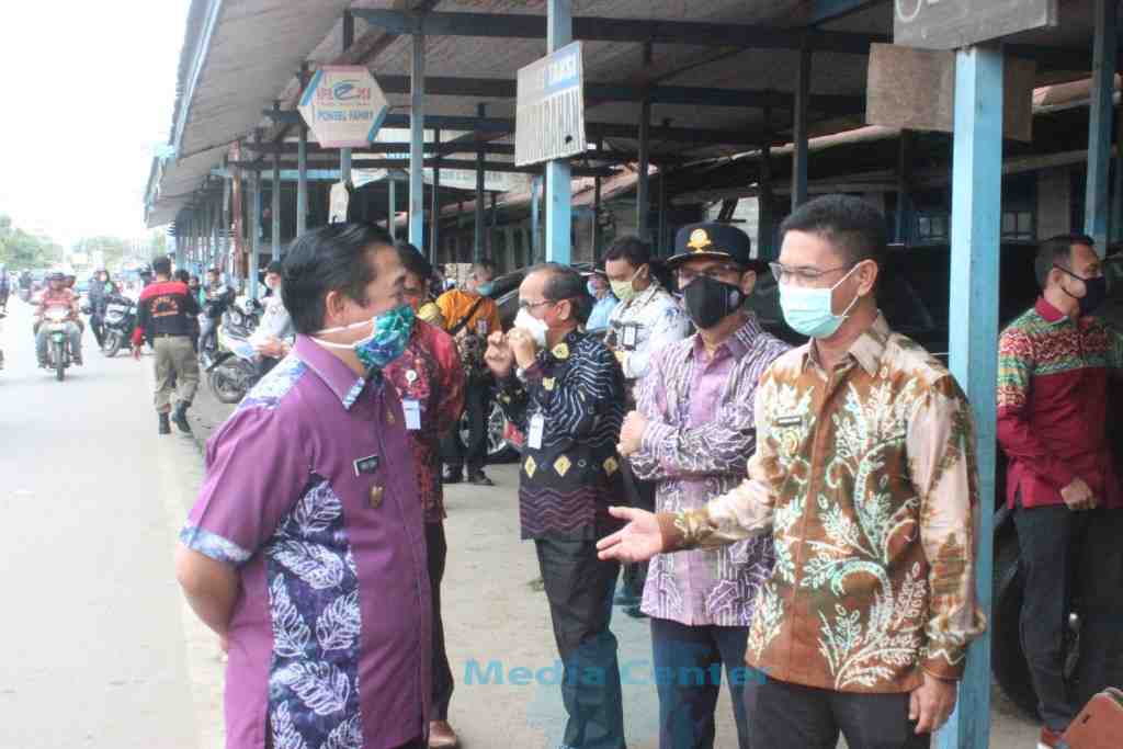 TINJAU POSKO PENGAMANAN COVID-19