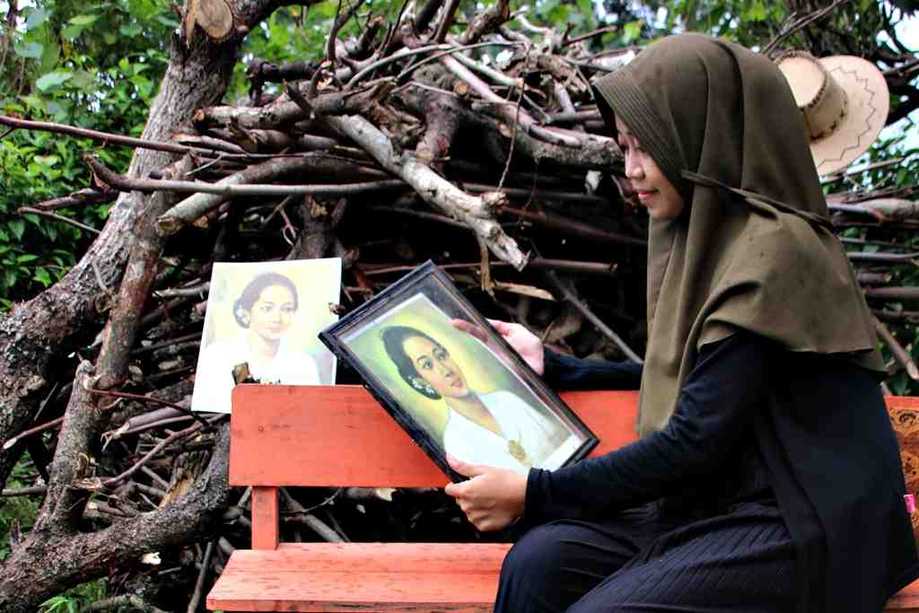PIGURA GAMBAR KARTINI