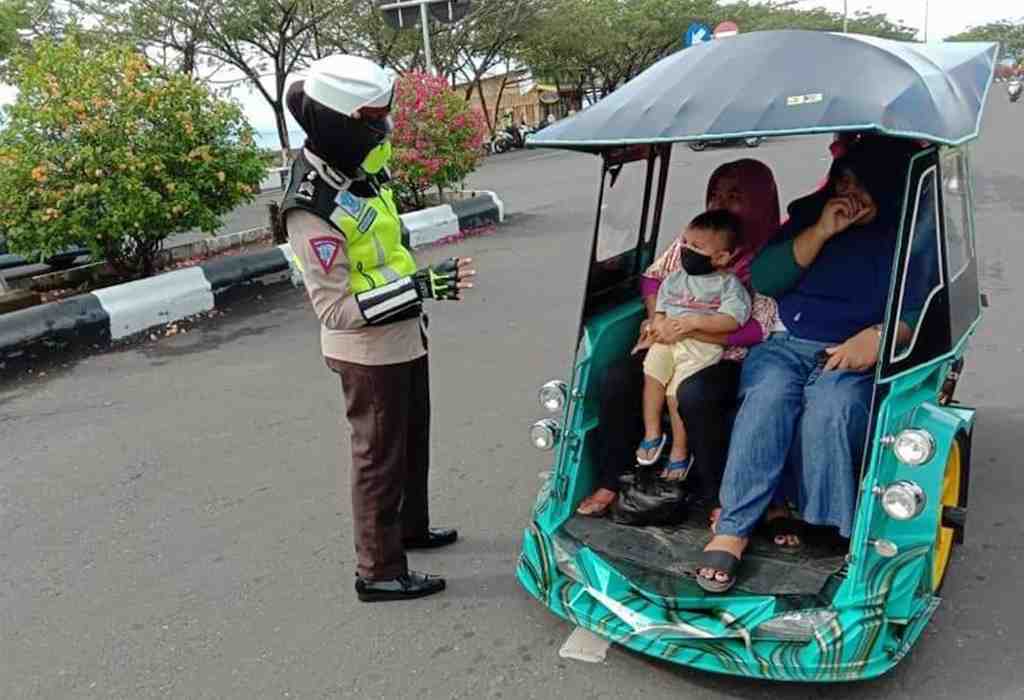 RAZIA WAJIB PAKAI MASKER