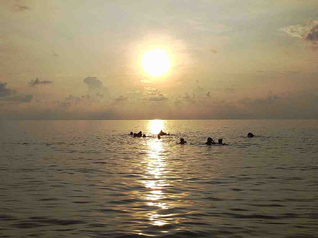 SENJA DI PANTAI BOBO