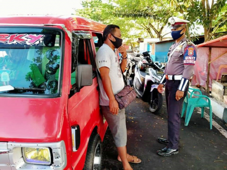SOPIR WAJIB PAKAI MASKER