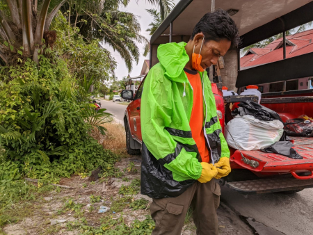 PASANG ALAT PELINDUNG DIRI