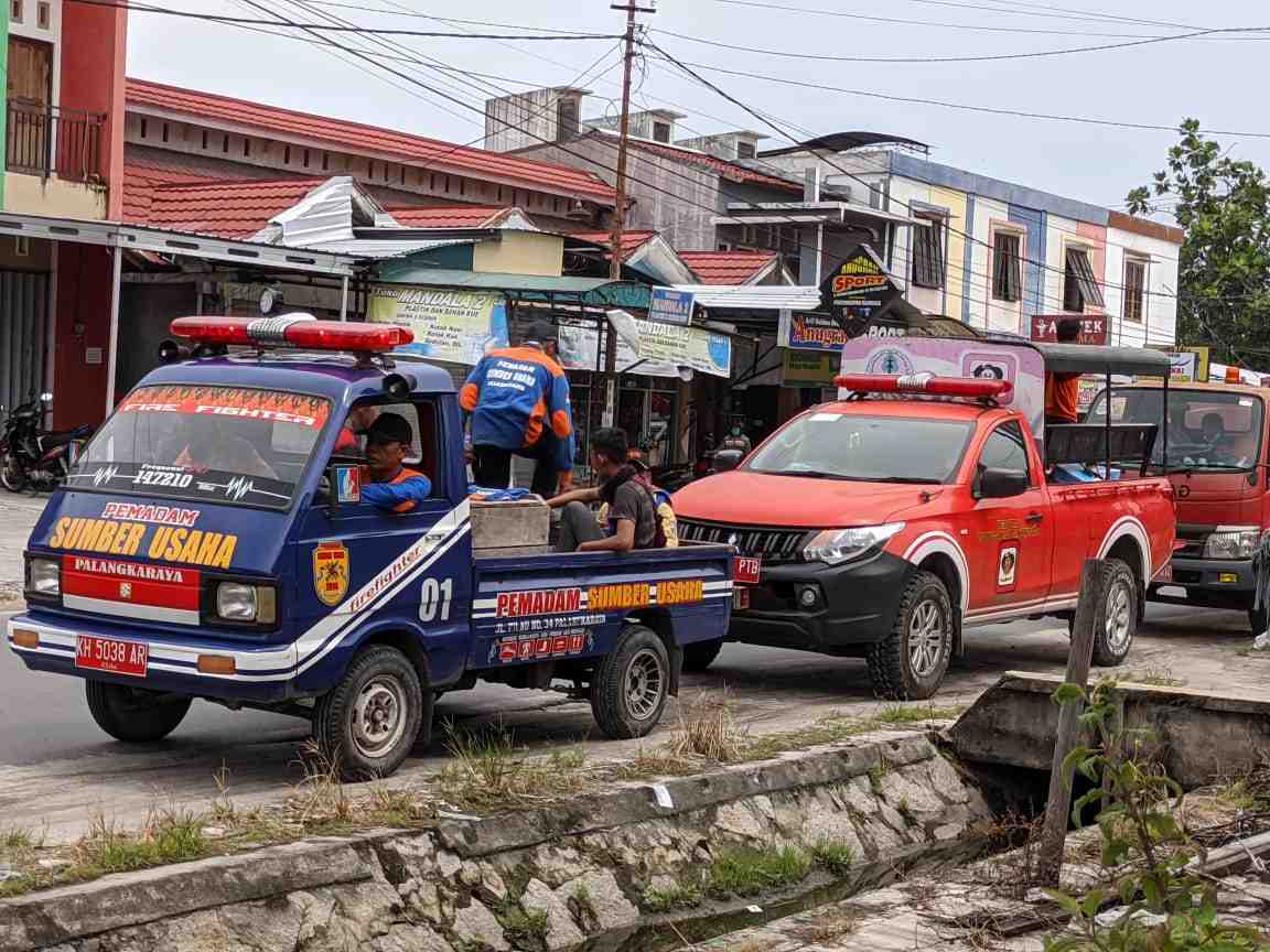 PERSIAPAN PENYEMPROTAN DISINFEKTAN