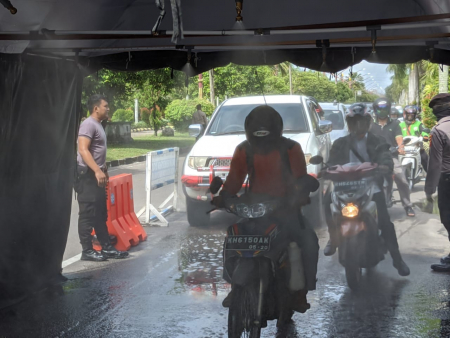 BILIK ANTISEPTIK KHUSUS PENGENDARA KENDARAAN
