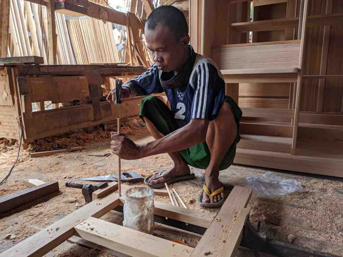 PASANG PASAK KAYU
