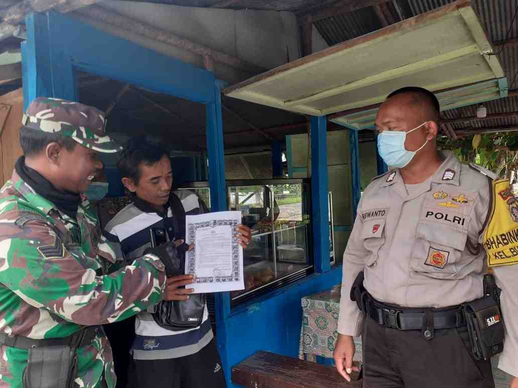 DILARANG MENGUMPULKAN BANYAK ORANG