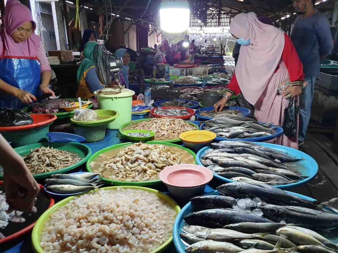 IKAN LAUT di PASAR ITAH