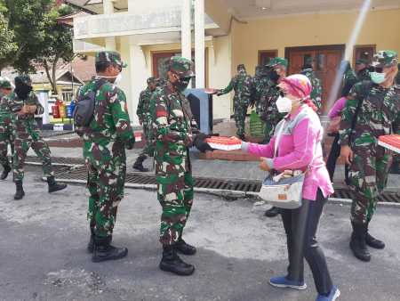 BANTUAN NASI KOTAK