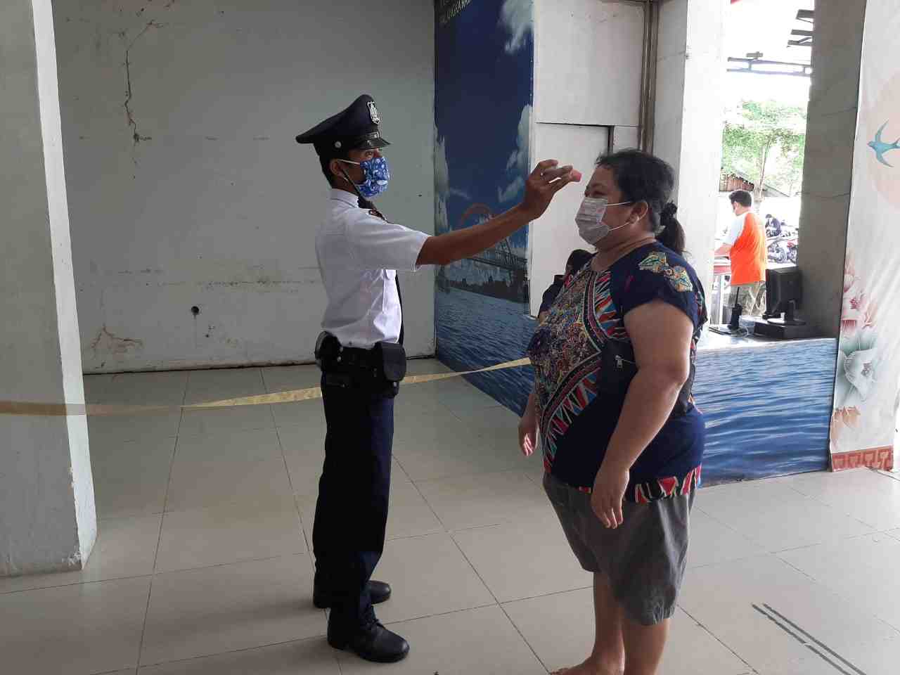 MENGUKUR SUHU TUBUH