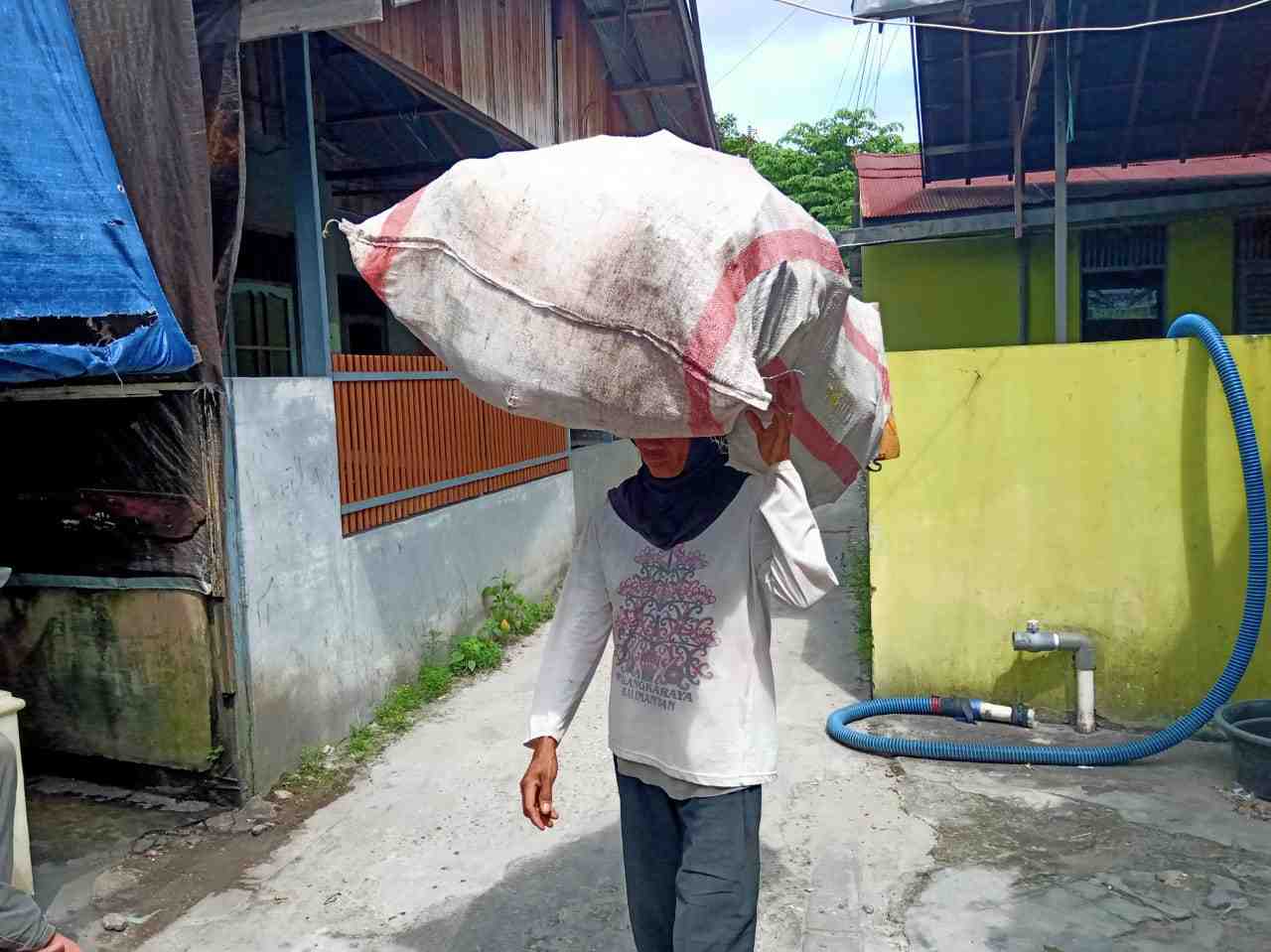 ANGKUT SAMPAH
