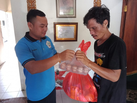  BANTUAN SEMBAKO UNTUK UMAT HINDU KAHARINGAN