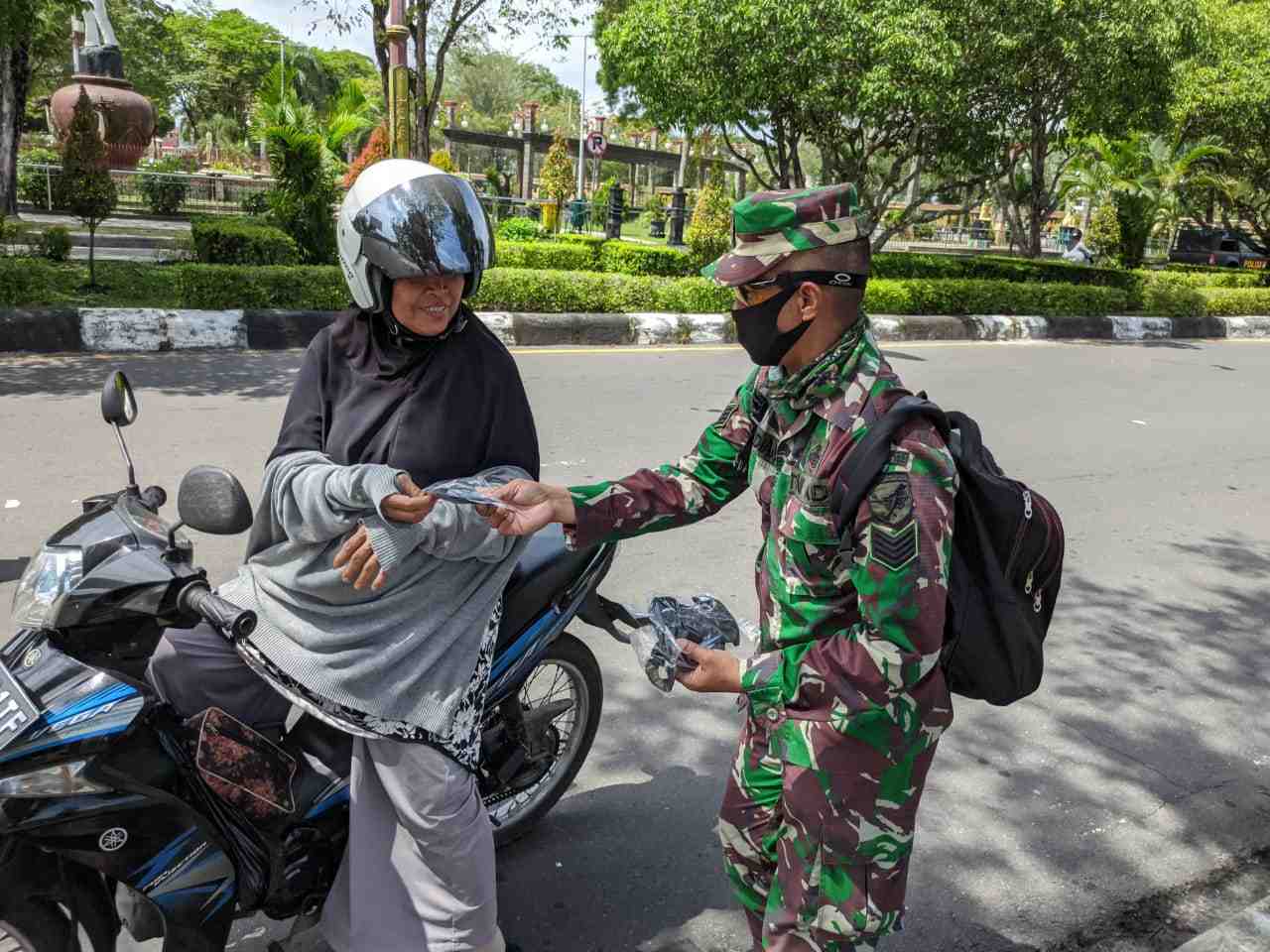 BAGIKAN MASKER NON MEDIS