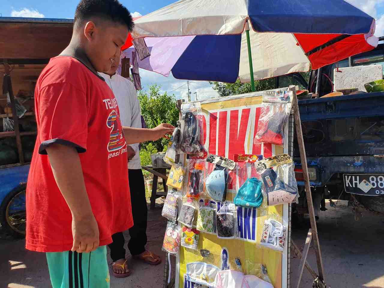 PILIH MASKER KARAKTER