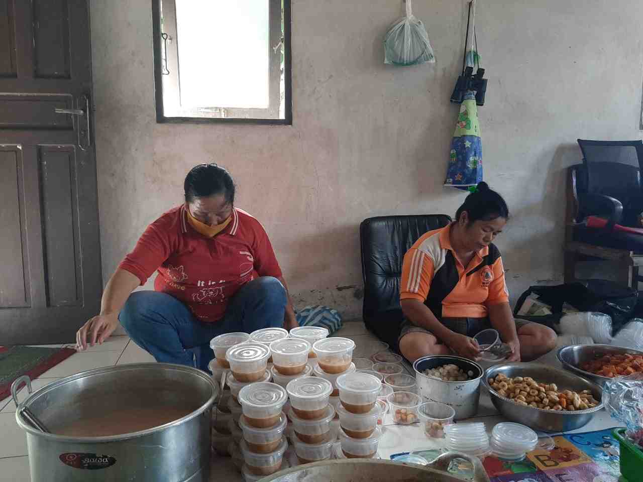 SEDIAKAN MAKANAN BERBUKA PUASA