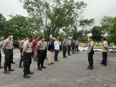 PENGARAHAN KEPADA TIM PENGAWASAN