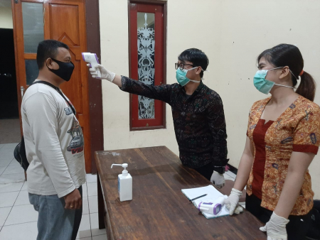 MENGUKUR SUHU TUBUH