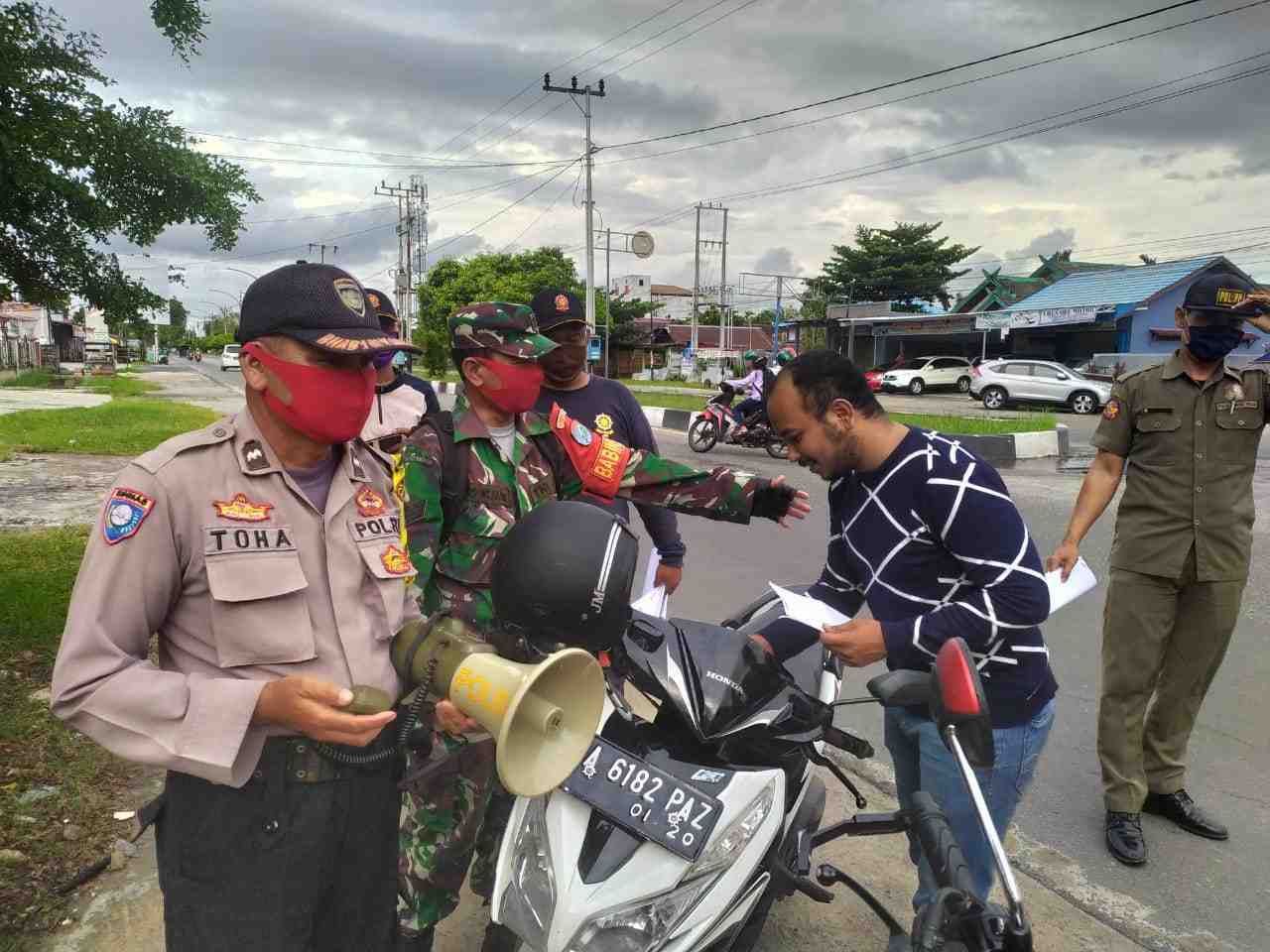IMBAUAN PAKAI MASKER