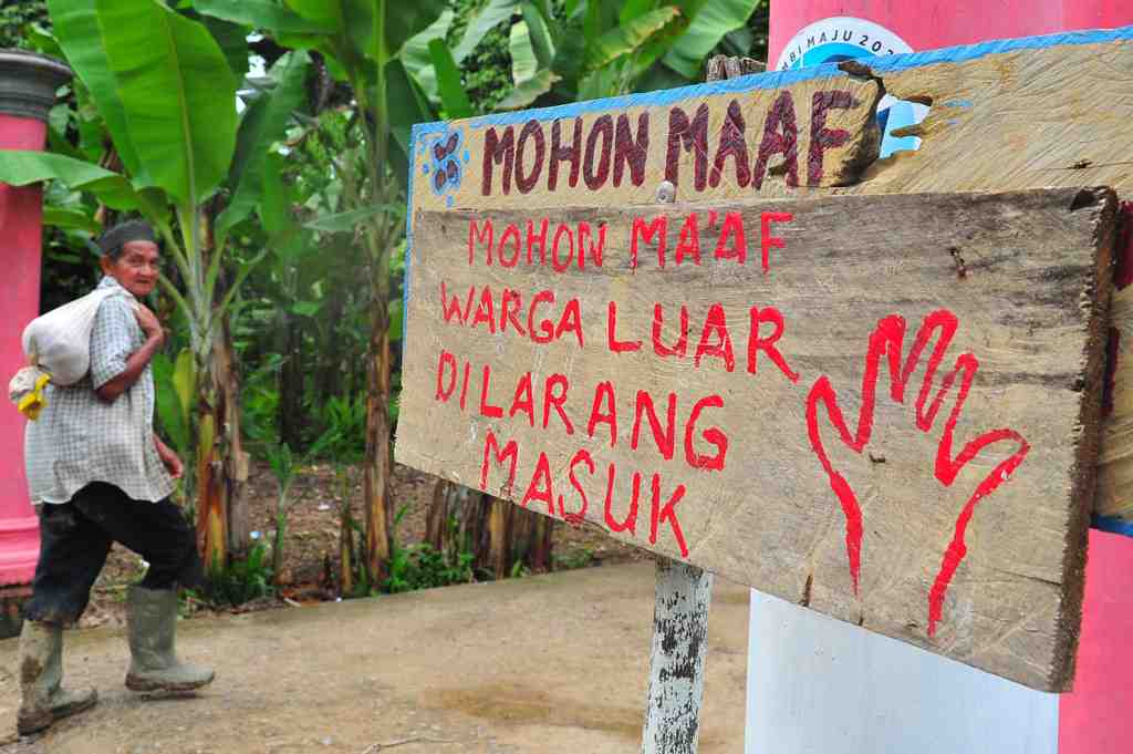 ANTISIPASI PENYEBARAN COVID-19 DI DESA