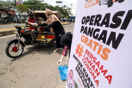 BERBAGI MAKANAN GRATIS DI LHOKSEUMAWE