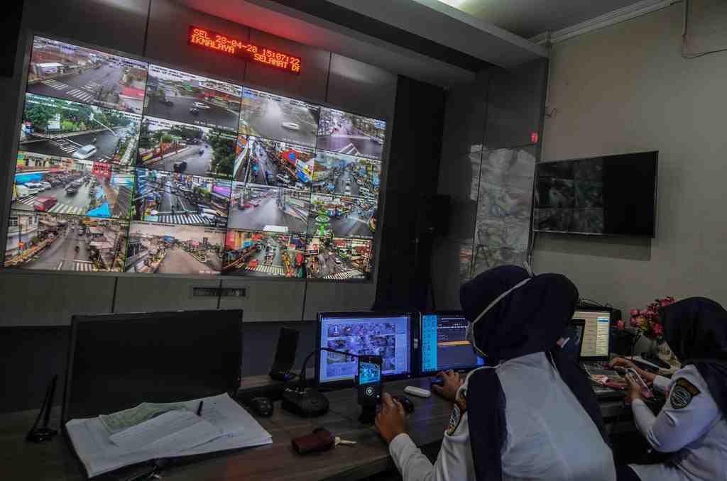 PANTAU ARUS LALU LINTAS DENGAN ATCS
