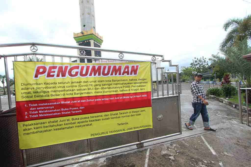 MASJID DI BANJARMASIN TIDAK SELENGGARAKAN SHALAT TARAWIH