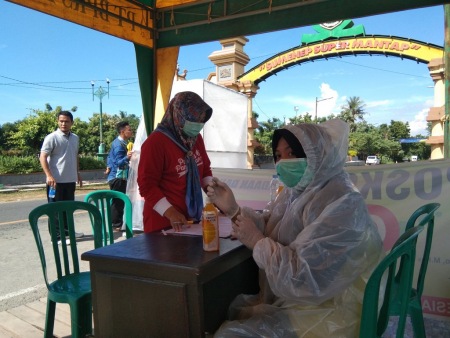 PENJAGA GERBANG PERBATASAN