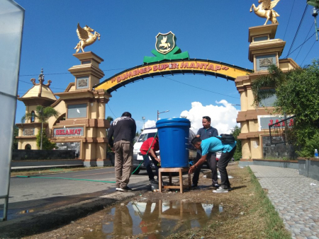 CUCI TANGAN SEBELUM MASUK KOTA