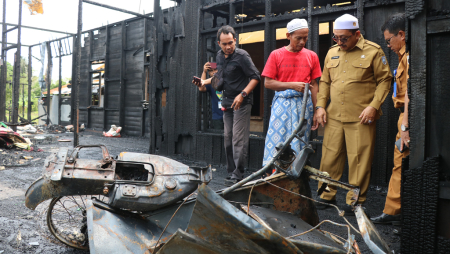 WABUP TINJAU LOKASI KEBAKARAN