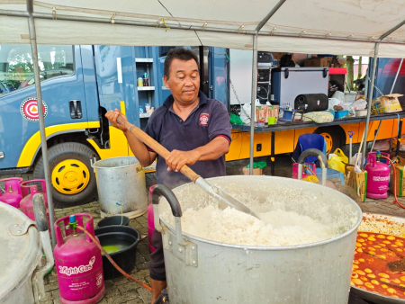 ADUK NASI
