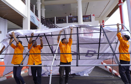 SIMULASI PEMASANGAN TENDA 