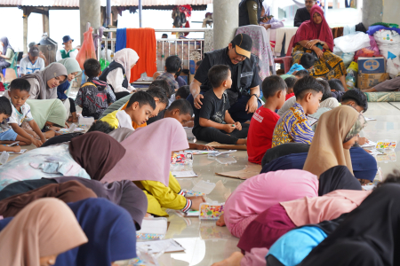 TRAUMA HEALING ANAK KORBAN BENCANA