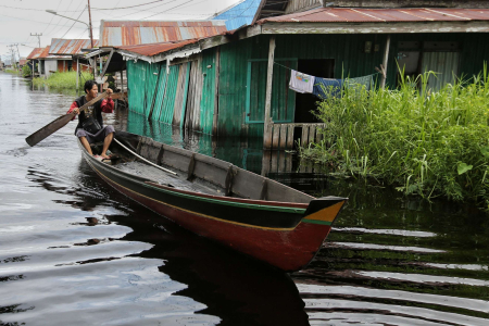 BANJIR LUAPAN SUNGAI KAHAYAN 