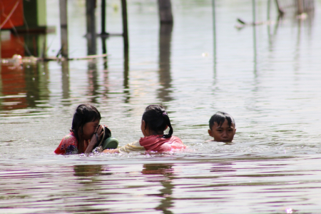 BANJIR LUAPAN DANAU LIMBOTO