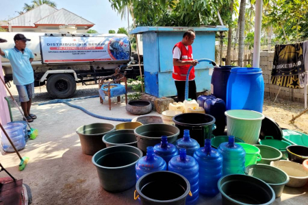 DISTRIBUSI AIR BERSIH
