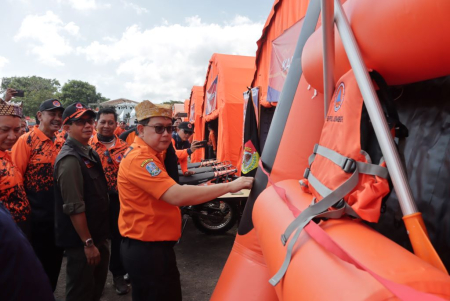 TINJAU PERAHU KARET LCR
