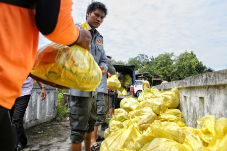 BANTUAN SEMBAKO WARGA TERDAMPAK BANJIR