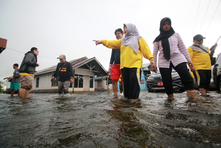 TINJAU BANJIR