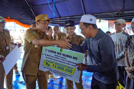 SERAHKAN BANTUAN UANG TUNAI