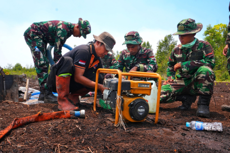 PERIKSA MESIN POMPA AIR