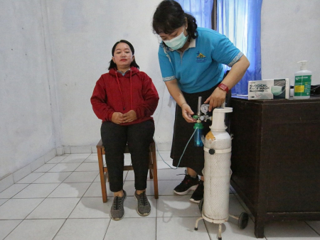 SIAPKAN TABUNG OKSIGEN 