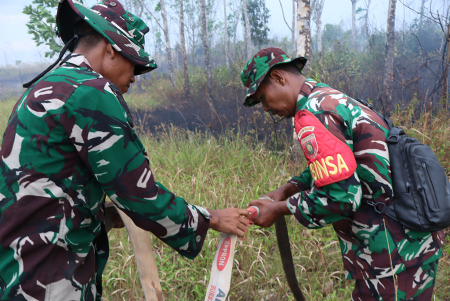 SIAPKAN SELANG AIR