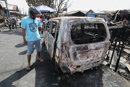 MELIHAT MOBIL HANGUS TERBAKAR 