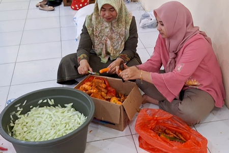 MENU MAKANAN KORBAN BANJIR
