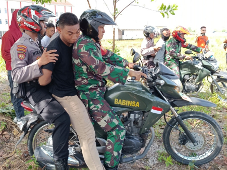 SIMULASI PENANGKAPAN PEMBAKAR LAHAN