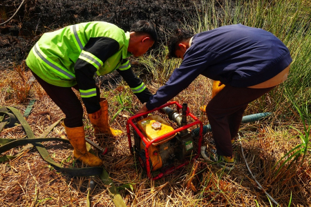 MENYIAPKAN MESIN POMPA AIR