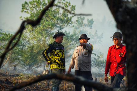 TINJAU LOKASI KARHUTLA