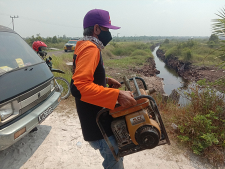 ANGKAT MESIN POMPA AIR
