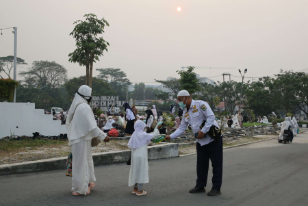 BAGIKAN MASKER 